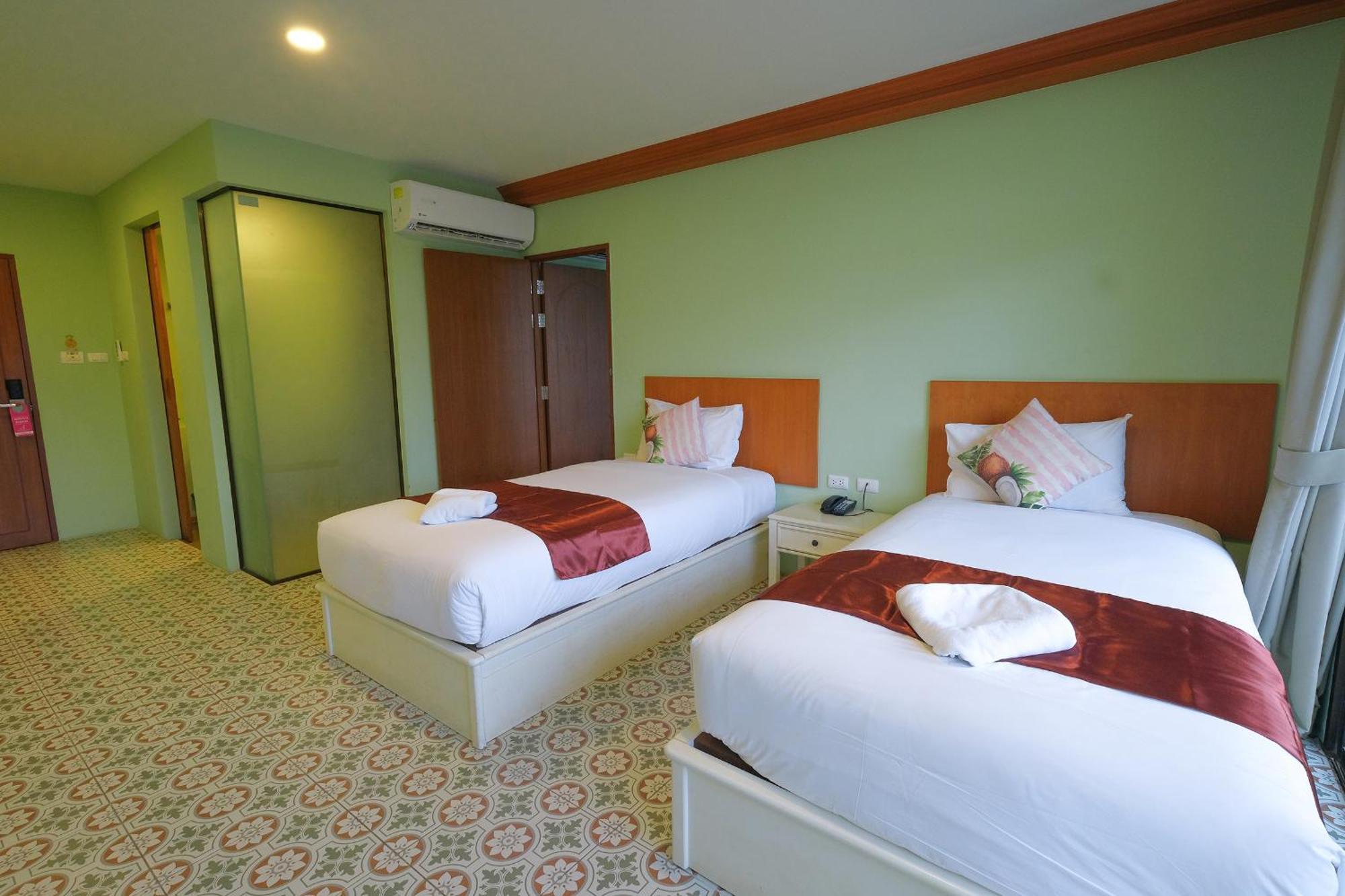 The Pineapple Hotel Krabi town Exterior foto